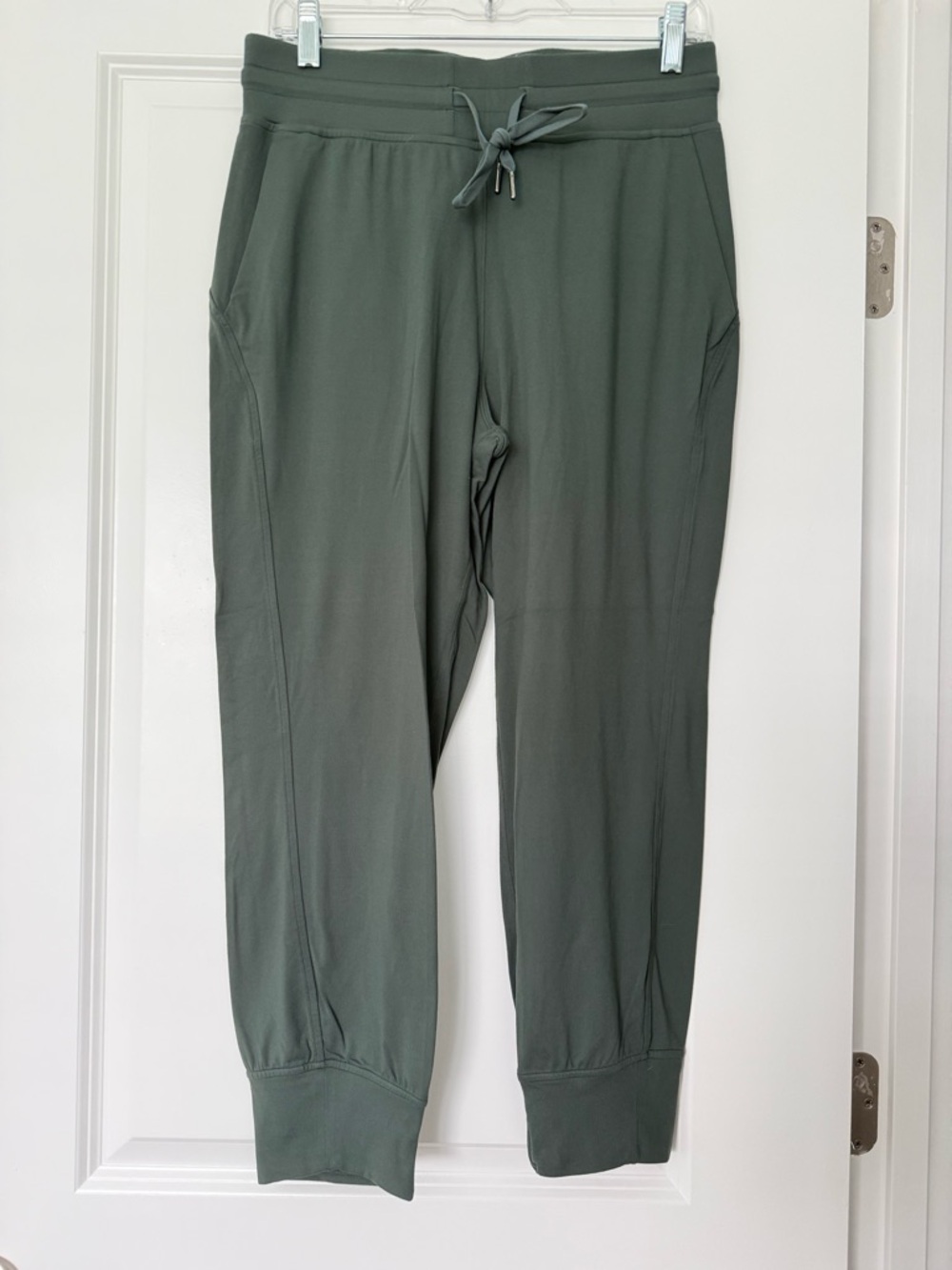 Lululemon Ready to Rulu high rise cropped jogger